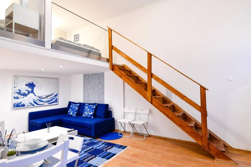 Cosy Two Bedroom Flat In Rottenbiller Str,Sky Budapest Bagian luar foto